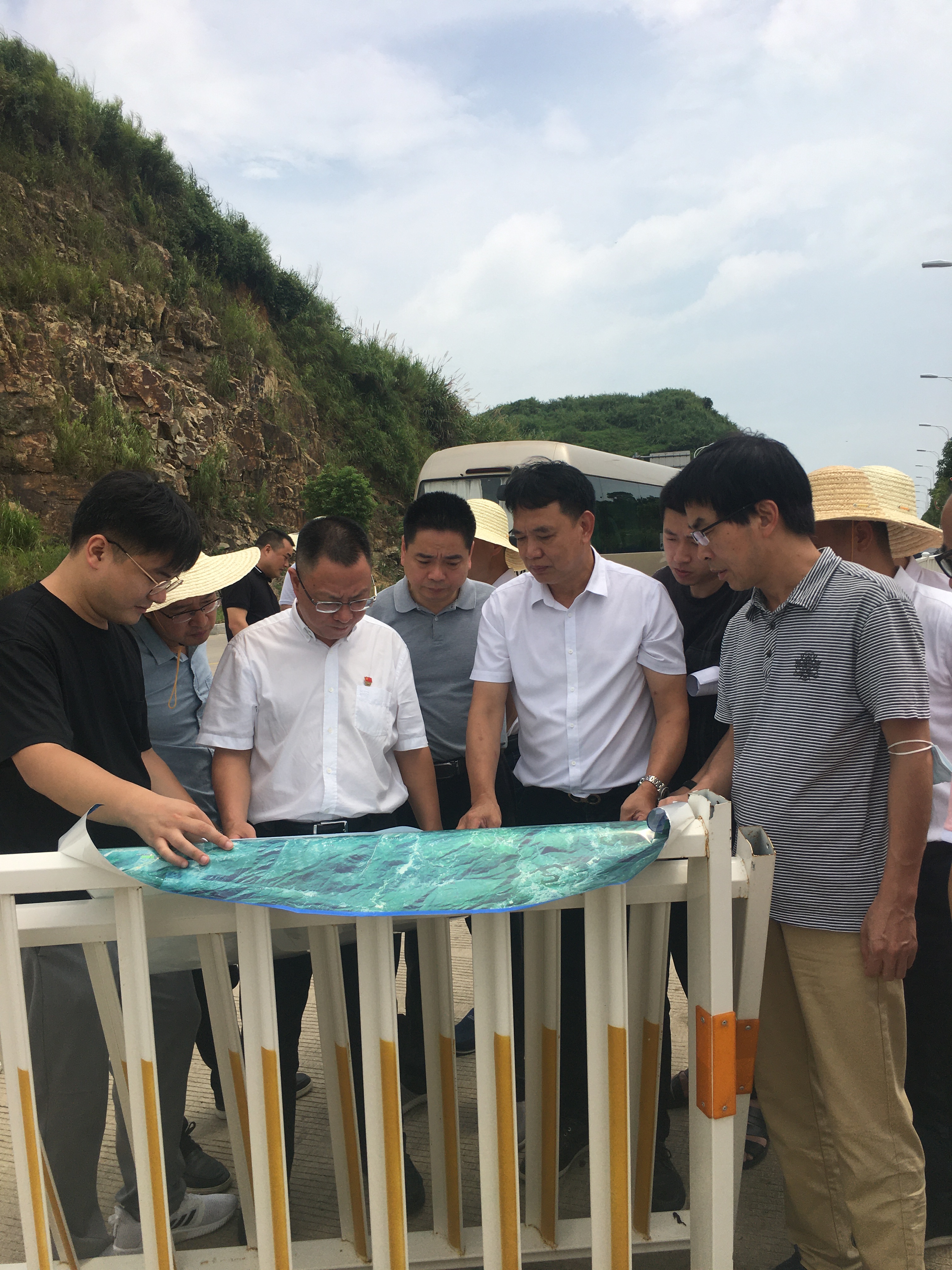 高双成代县长一行赴连江经济开发区海西园区千亩垦区调研